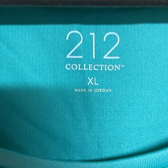 212 Collection size XL Aqua Seaform Color Slinky Sleeveless Lightweight Tank Top - Picture 2 of 6